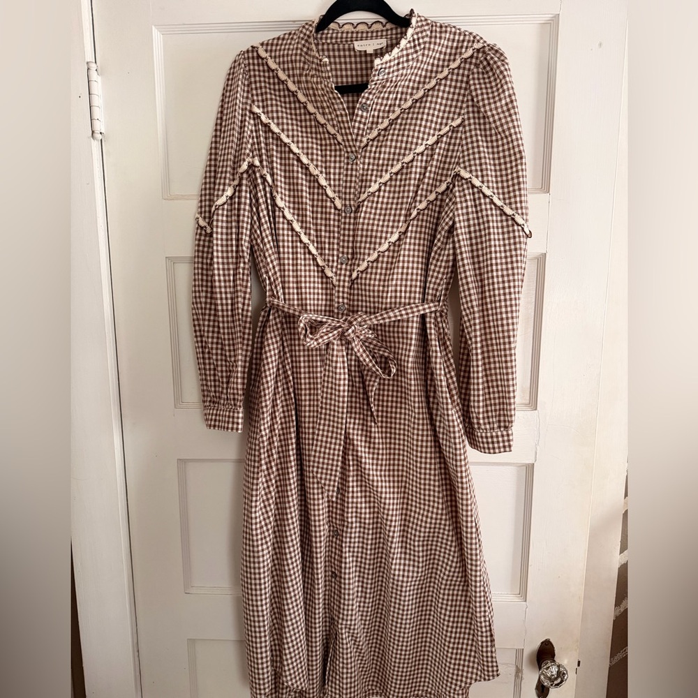 entro Brown Gingham Midi Dress with Lace Trim
